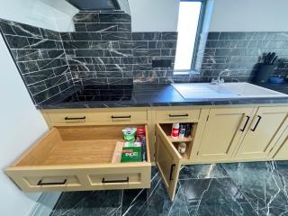 Checker Hill House - Galway - 1