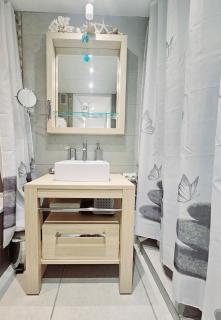 SUPERBE STUDIO DANS CADRE D'EXCEPTION-PISCINE, TENNIS et PLAGE PRIVEE - Bandol - 7