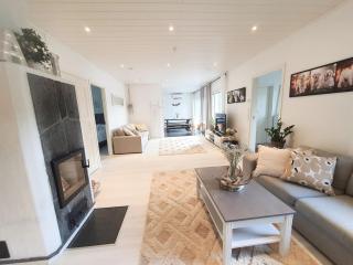 Villa Korento - private house with warm hut & sauna - Rovaniemi - 3