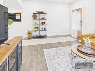 Historical Albany Downtown House with 5 Bedrooms - Albany - 5