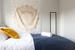 Large 5BDR 11 Beds Contractor Exclusive - 2