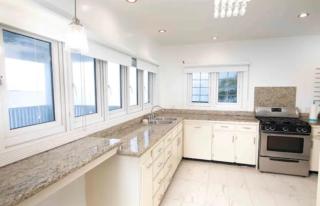 Villa-San-Souci Oceanfront, Gated 3-Bedroom, Free Parking - 7