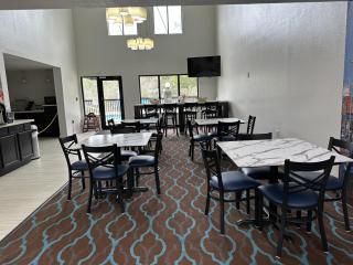 Baymont by Wyndham Moss Point - Moss Point - 1