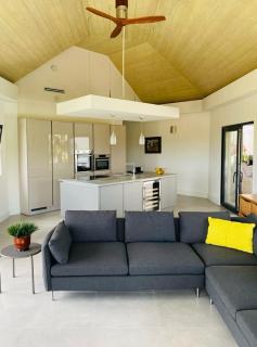 Apt 2 The Grove Residences - English Harbour Town - 0