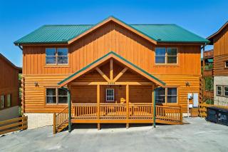 Smoky Mountain Splash - Sevierville - 9