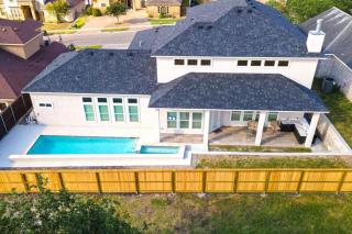 298 5 Bedrooms Fenced yard New Construction - Robstown - 0