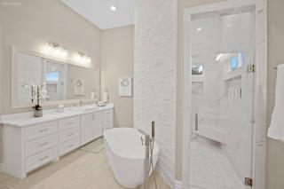 298 5 Bedrooms Fenced yard New Construction - Robstown - 6