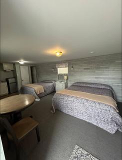 Boulevard Motel - Marmora - 6