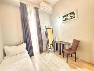 Hotel Four Inn - Tbilisi - 3