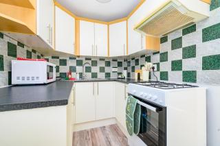 Watford Central Queens Apartment - Watford - 4