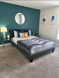 2-Bedroom Hollywood Apartment with Rooftop Pool and Stunning Views - Los Angeles - 2