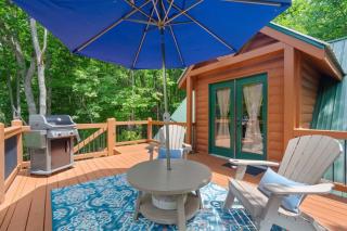 Couples Carriage House Retreat-Wineries & Hiking - 8
