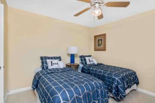 Aqua Breeze - Naples - 5