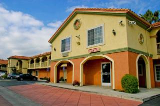 Crystal Inn Suites & Spas - Inglewood - 7