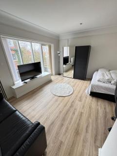 Stylish Room In Modern House - Herning - 0