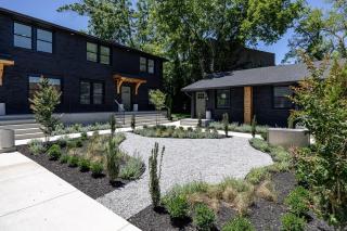 24-Guest Retreat The Nomad: Studio x2 1BR x4 - Nashville - 0