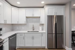 The Nomad 8BR Buyout 32 Guests in Hillsboro - Nashville - 2