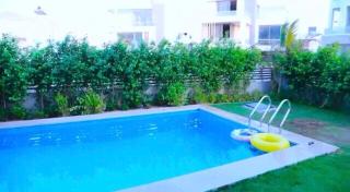 Fully Furnished luxurious villa - Abū Rawwāsh - 8