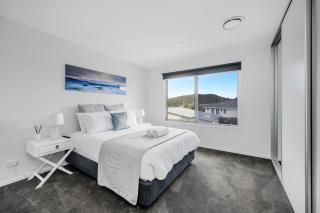 Villa 4 NEW 3Bed 2 Bath - Warrane - 3