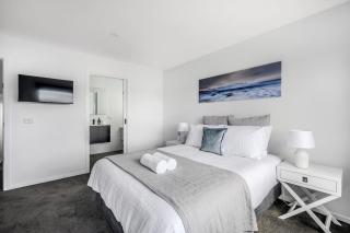 Villa 4 NEW 3Bed 2 Bath - Warrane - 2