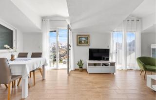 2 Bedroom Gorgeous Apartment In Vezac - Vezac - 4