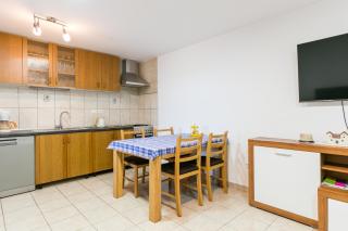 Apartments with parking space Trogir - 23979 - 1