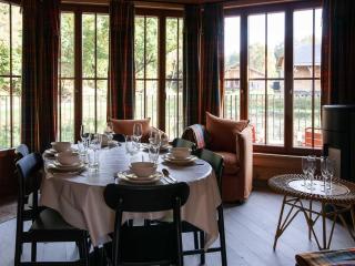 Holiday home with hot tub and terrace - Vencimont - 9