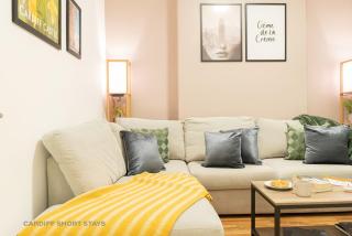 City Centre Large House Free Parking & Fast Wi-Fi - 9
