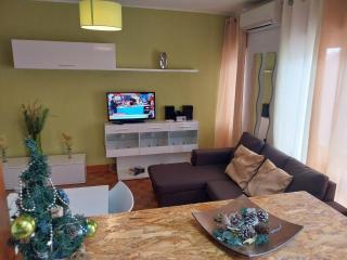 Huge 3 Bedrooms Balcony Flat for 8 pax - Seia - 0