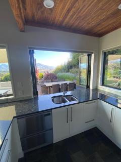 Ridgehouse Wanaka - 1