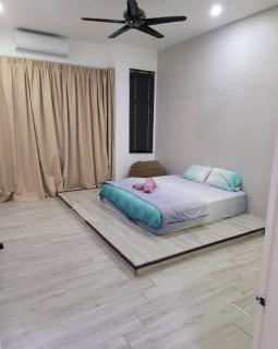 Setia Indah Setia Alam 3bedrooms House 8-10pax Next to Setia City Mall - Shah Alam - 2