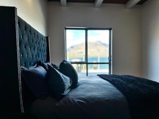 Te Wai • Luxe @ The Lake • - Queenstown - 1