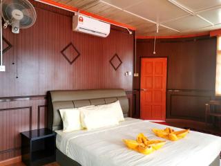 Villamas - Kampung Kuala Besut - 8