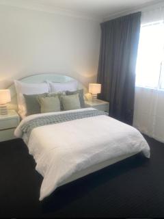 Bay side living - Redcliffe - 1