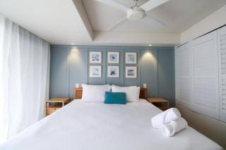 Beachfront escape in Coolangatta - Gold Coast - 7