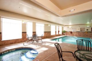 Best Western PLUS Vineyard Inn and Suites - 5