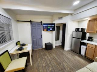 JDC Super Suite Close to Everything 4 Guests - 1