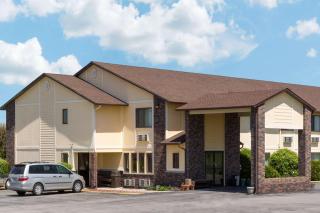 Super 8 by Wyndham Perry IA - Perry - 9