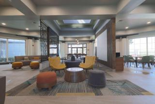 La Quinta by Wyndham Sherman - Sherman - 0