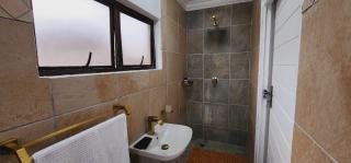 Le Classic A Montclair - Durban - 9