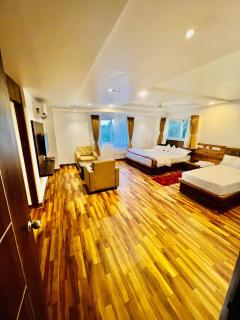 Hotel Vaishnavi Grand - Warangal - 1