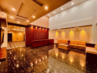 Hotel Laa Meridian - Heart Of Haridwar - Haridwar - 9