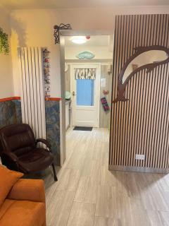 "The Nautical" Dog Friendly Seafront Apartment - 4
