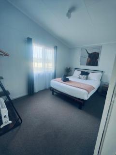 Kalgan River Chalets and Caravan Park - 5