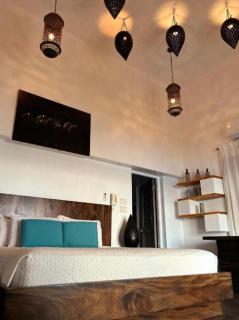 Cloud 11 Luxury Retreat 4BR Villa with Pool and WiFi - Treasure Beach - 4