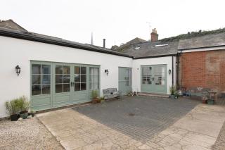 Historic Old Stables - Bishops Stortford - 0