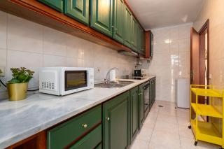 Renovated Feb25 Clerigos Cozy Balcony with self check in - 7