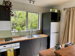 Cosy Bush Apartment - 3