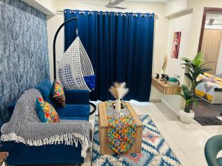 Antriksh homestays - Noida - 7