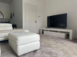 Seaside Home - Ardeer Square - 7